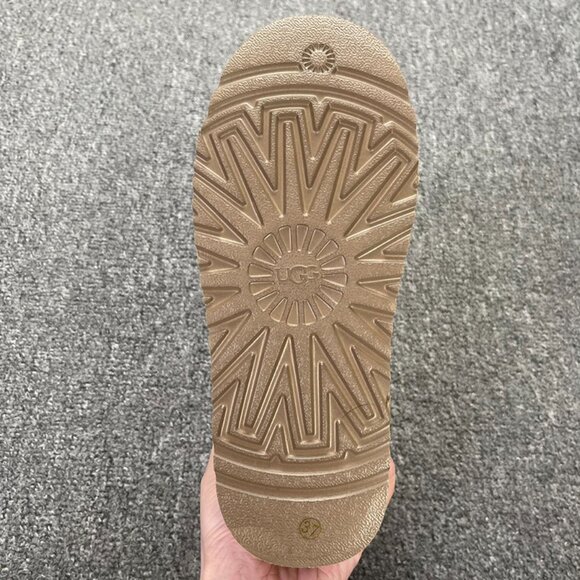 UGG Tazz Shearling Lined Platform Shoes In Chestnut - Picture 5 of 6